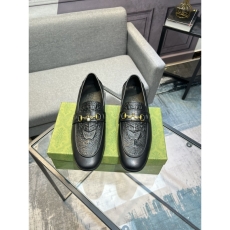 Gucci Leather Shoes